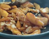 Une image de l'étape 2 de 🍏🍎Topping pommes Caramélisées amandes🍎🍏.