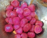 Hình bước làm 2 của món Chè mochi thanh long đỏ