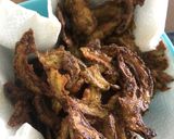 Gambar langkah 3 resipi Peria Goreng Rangup.