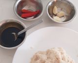 A picture of step 2 of Minced Chicken with Thai Basil.