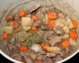 Zöldséges sertésragu recept fázis 4 fotója