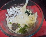 A picture of step 1 of Bonda Soup.