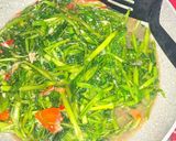 Foto langkah ke 6 dari resep Kangkung Terasi Cah Cumi.