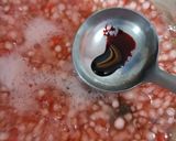 Foto langkah ke 1 dari resep Puding Mutiara Merah Putih 🇮🇩.
