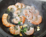 Foto del paso 4 de la receta: Salteado mar y montaña