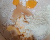 Foto langkah ke 1 dari resep Donat Tape Pizza.
