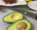 Foto del paso 3 de la receta: Torre de tortillas rellena de bacon y queso, guacamole, y otras cosas.... especial cumpleaños! 🎂
