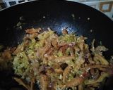 Foto langkah ke 3 dari resep Ikan bilis goreng cabe hijau.