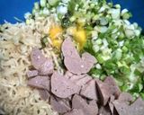 Foto langkah ke 2 dari resep Martabak Mie.
