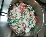 Foto del paso 1 de la receta: Raviolis de salmón ahumado, rúcula, requesón, nueces y scamorza