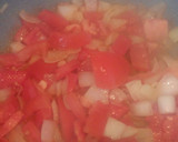 Foto del paso 2 de la receta: Falsos tallarines de calabacin con salsa de tomate, atún y huevo
