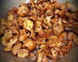 Foto langkah ke 3 dari resep Oseng Kulit Kepala Kambing.
