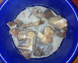 A picture of step 2 of Groundnut soup with chicken.