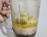Foto langkah ke 1 dari resep Moist Banana Muffin.