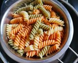 Nudelsalat mit Tzatziki Rezeptschritt 1 Foto