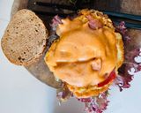 Hình bước làm 6 của món Burger trứng tự làm đơn giản