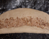 Foto del paso 3 de la receta: Rosca Rellena con Crumble de Coco
