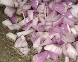 A picture of step 3 of Dal palak.