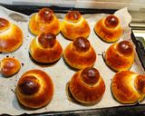 Foto del passaggio 7 della ricetta Brioche col tuppo