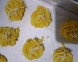 Foto langkah ke 5 dari resep Kue Sagu Keju / Kue Lebaran Idul Fitri.