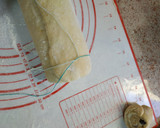 Foto del paso 6 de la receta: Caracolas con pasas y chocolate blanco