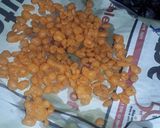 A picture of step 3 of Mitha guldana (Sweet Boondi).