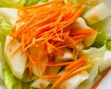 Hình bước làm 3 của món Salad Lê Cà Rốt Sốt Mù Tạt Mật Ong