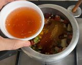 A picture of step 4 of One Pot Pav Bhaji.