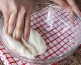 A picture of step 5 of Sesame Ball with Black Sesame Filling [Onde-onde].