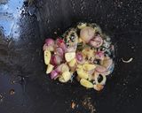 Foto langkah ke 3 dari resep Oseng Jamur Kancing Tahu Tauge.