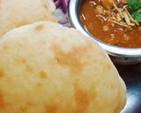 A picture of step 5 of Chole bhature.