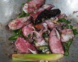 Foto langkah ke 2 dari resep Cumi Cabai Ijo.