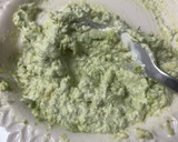 Foto del paso 2 de la receta Desayuno completo con tosta de aguacate y queso crema