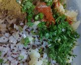 A picture of step 1 of Batata vara.