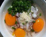 Hình bước làm 2 của món Mực chiên trứng
