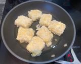 A picture of step 6 of Japanese tofu katsu curry.