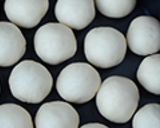 A picture of step 5 of Whosayna’s HoneyComb buns/ Khaliyat Nahal.