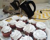 A picture of step 6 of Chocolate cup cake.