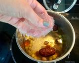 Hình bước làm 3 của món Chè dưỡng nhan nhựa đào - tuyết yến