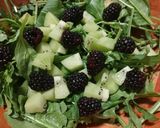 Foto del paso 1 de la receta: Ensalada verde con kiwi y zarzamora