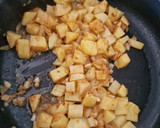 Foto del paso 2 de la receta: Revuelto de acelgas con patatas y pollo estilo oriental
