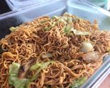 Foto langkah ke 3 dari resep Mie Goreng Untuk Nasi Uduk.