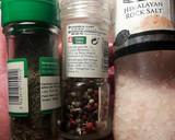 Foto del paso 3 de la receta: Cabrito en salsa de cebolla roja y ras el hanout