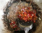 Foto langkah ke 3 dari resep Tumis Teri Bunga Pepaya.