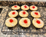 Foto del paso 11 de la receta: Pastel de Navidad relleno con crema “sin gluten”