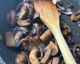 A picture of step 3 of Blue Cheese and Mushroom Toast.