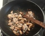 Foto del paso 4 de la receta: Wok de Col China y Mejillones al Sésamo
