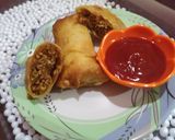 A picture of step 6 of Veg. Spring Rolls.