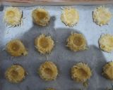 Foto langkah ke 5 dari resep Thumbprint Cookies.