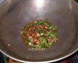 A picture of step 2 of Maharashtrian Poha.